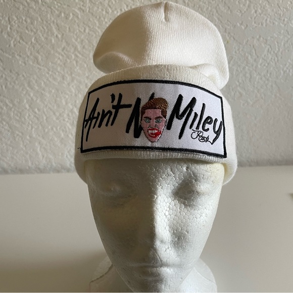 Animal Print “Wifey” & The RXch Beanie Set (2) - Picture 2 of 12